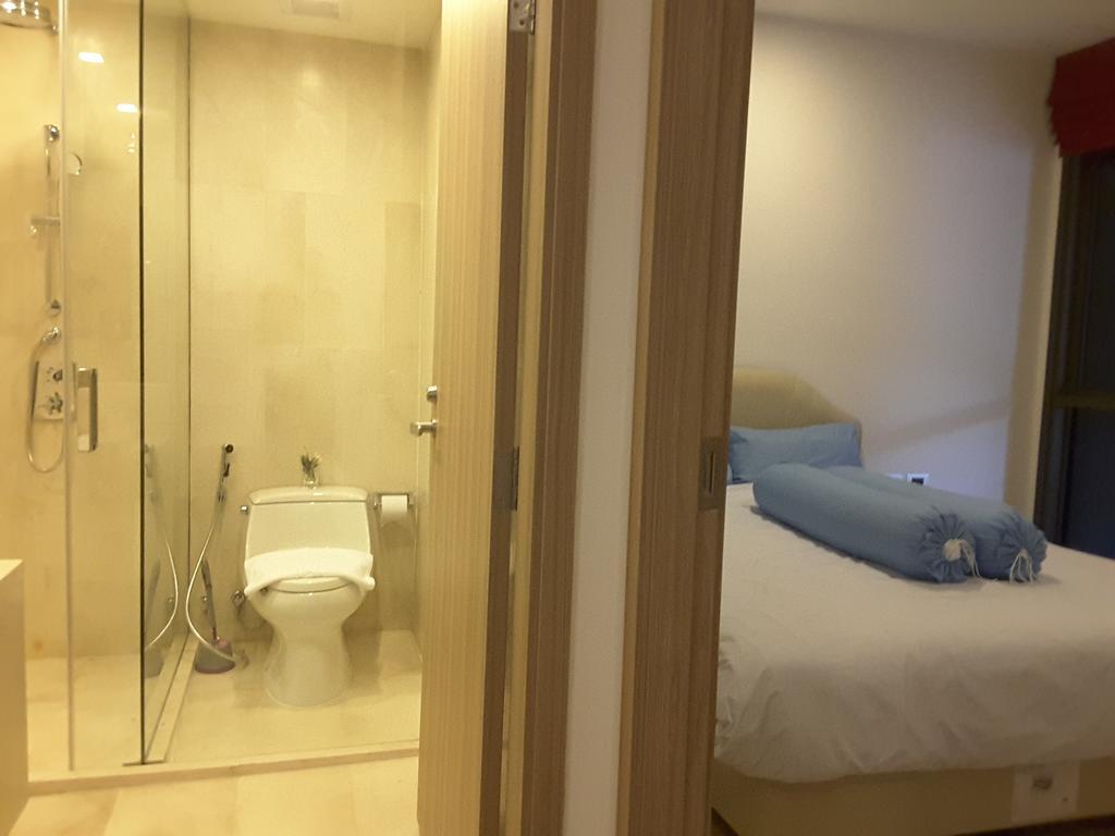 Baan Mai Khao Beach Residence Rum bild